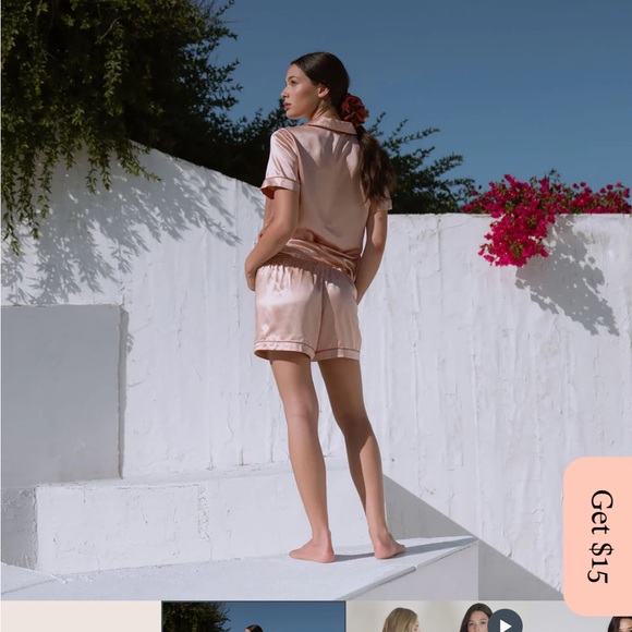 2 piece sleepwear silk set. In a pet free, smoke free home. Perfect condition. - Picture 4 of 7